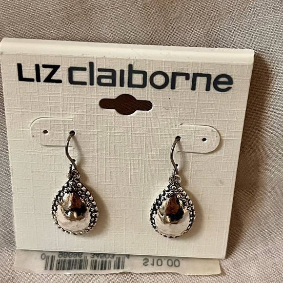 Liz Claiborne Silver Drop Earrings and Stretch Bracelet Bold Metal NWT Boho Chic - Picture 8 of 10